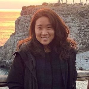 Meet your Posher, Lily